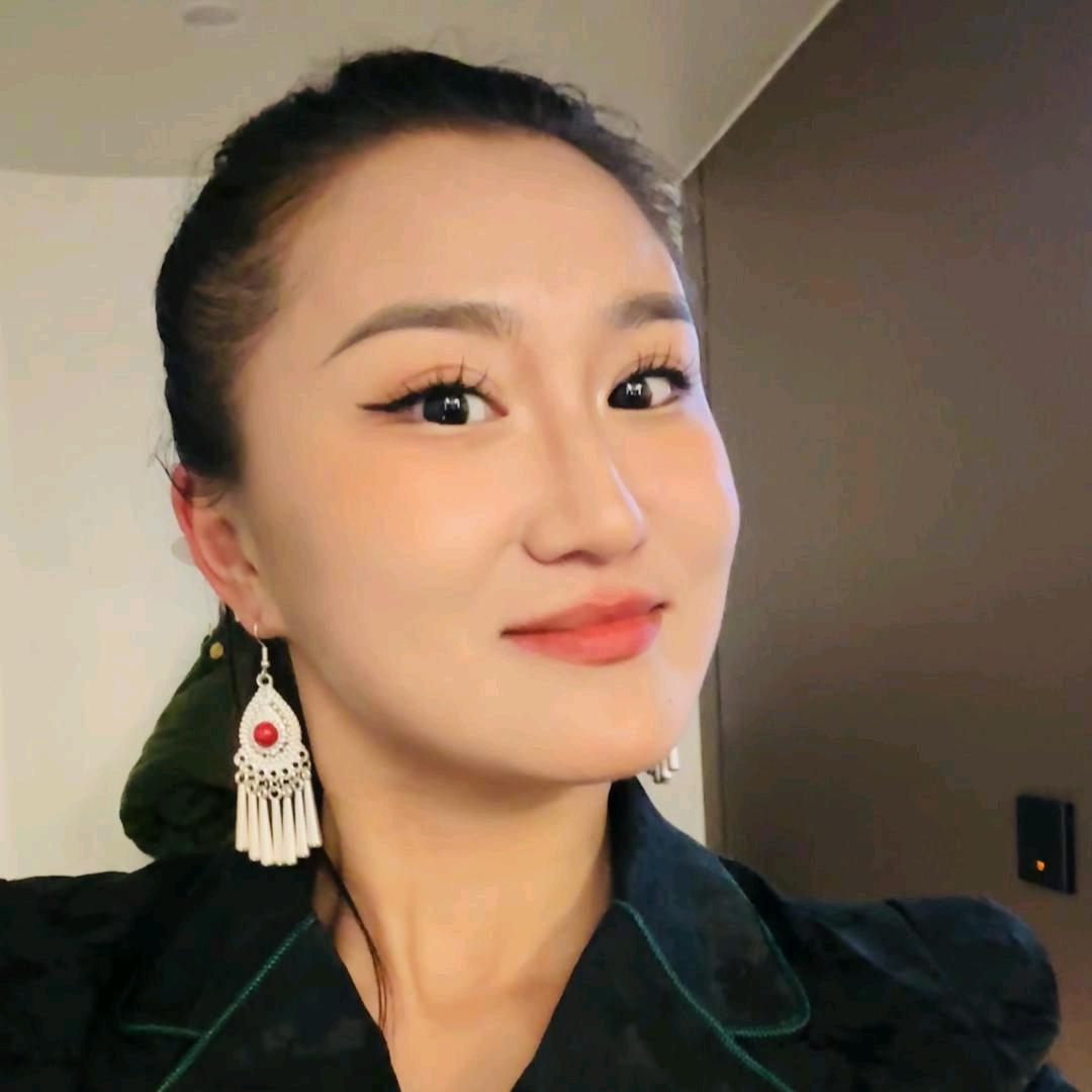 萌萌kelly