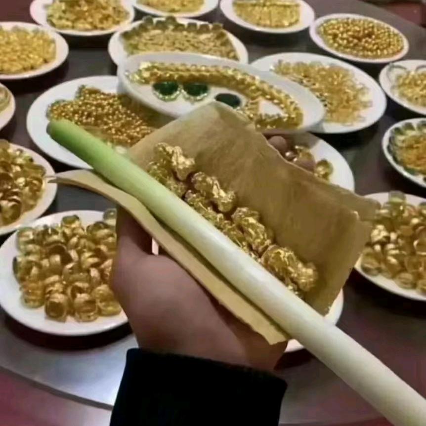 ༃笑尽往事࿐