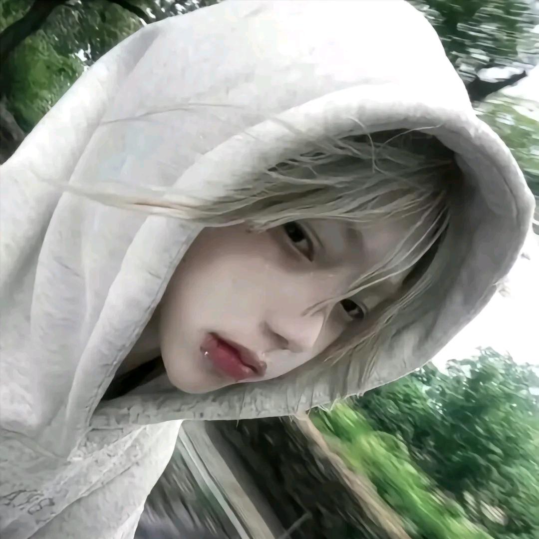 小梨酱少罗宝宝