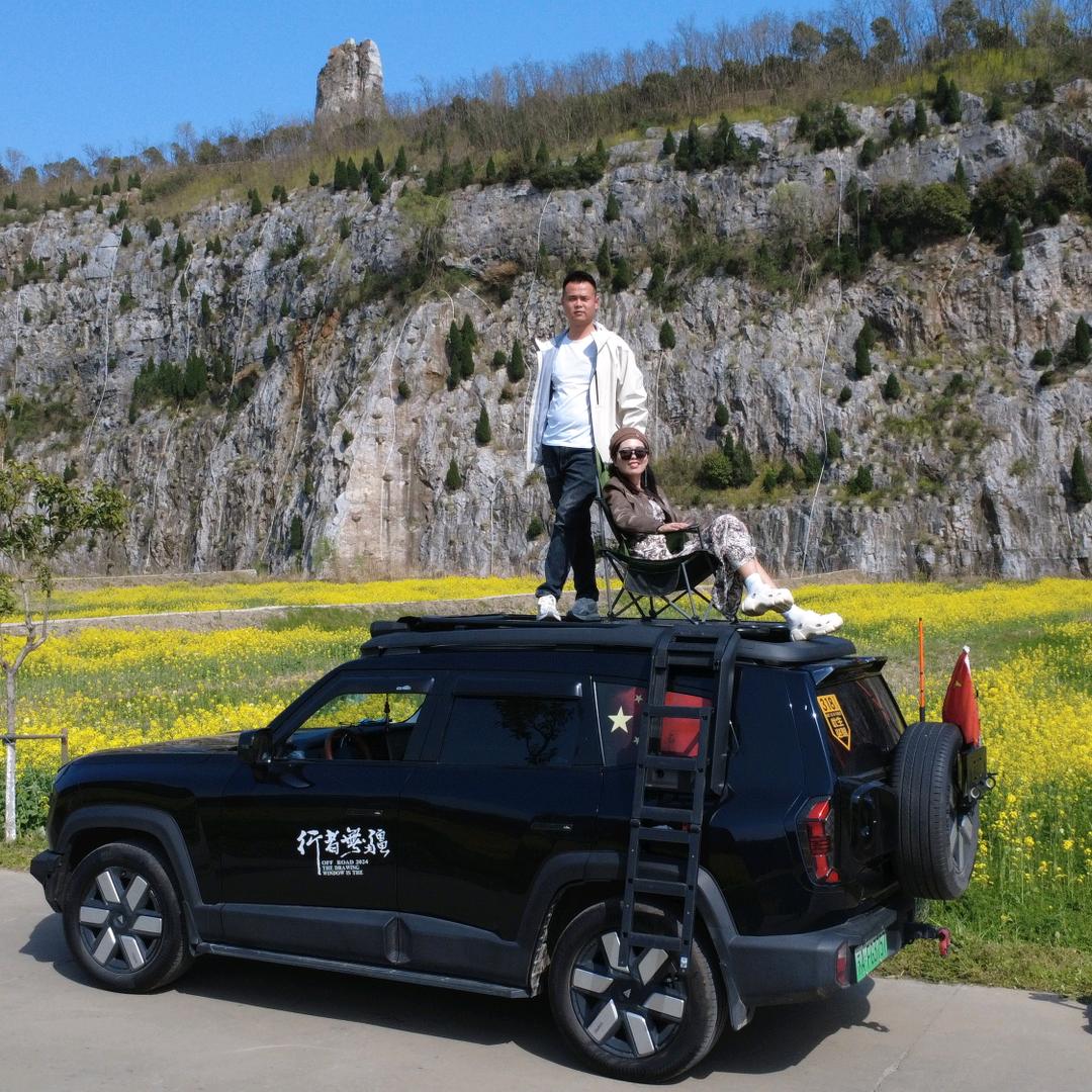 小黄豆爸爸玩深蓝