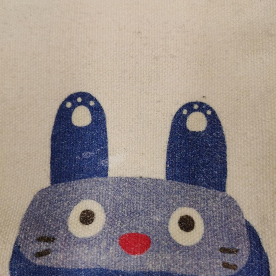民意杨柳依依