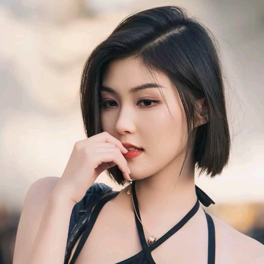 迷人的小坏蛋