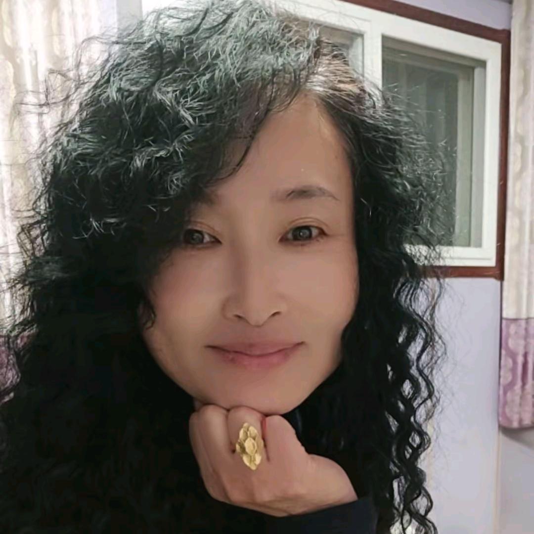 三姑娘。李家女儿