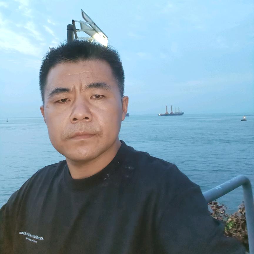 唐磊