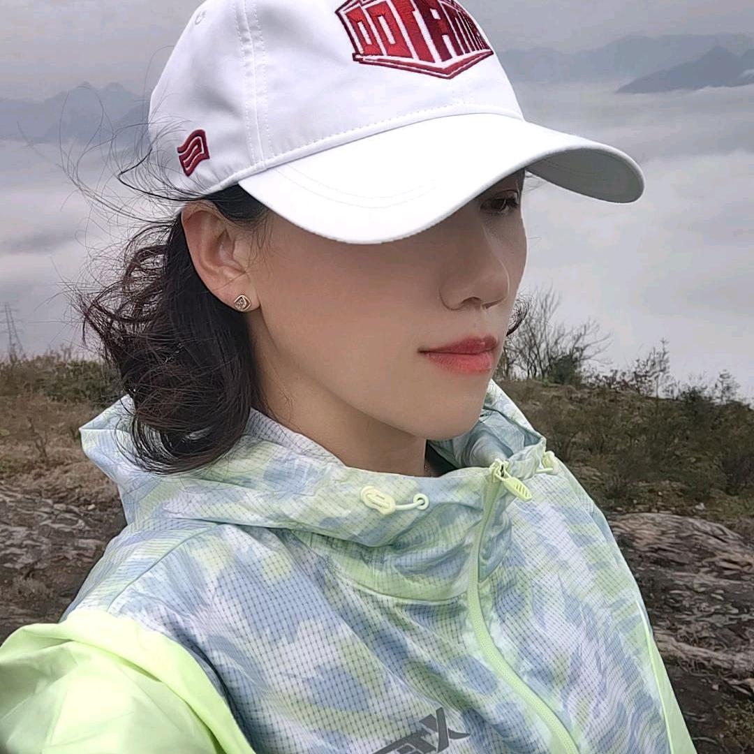 鞏文