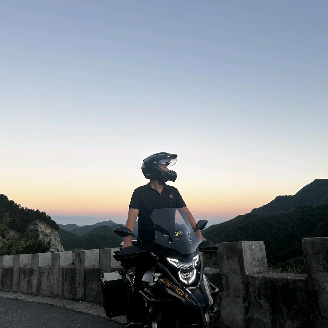 黑户.