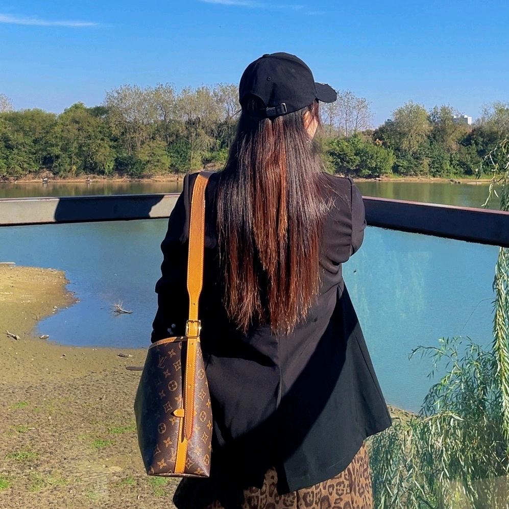 奺稚（拒私聊）