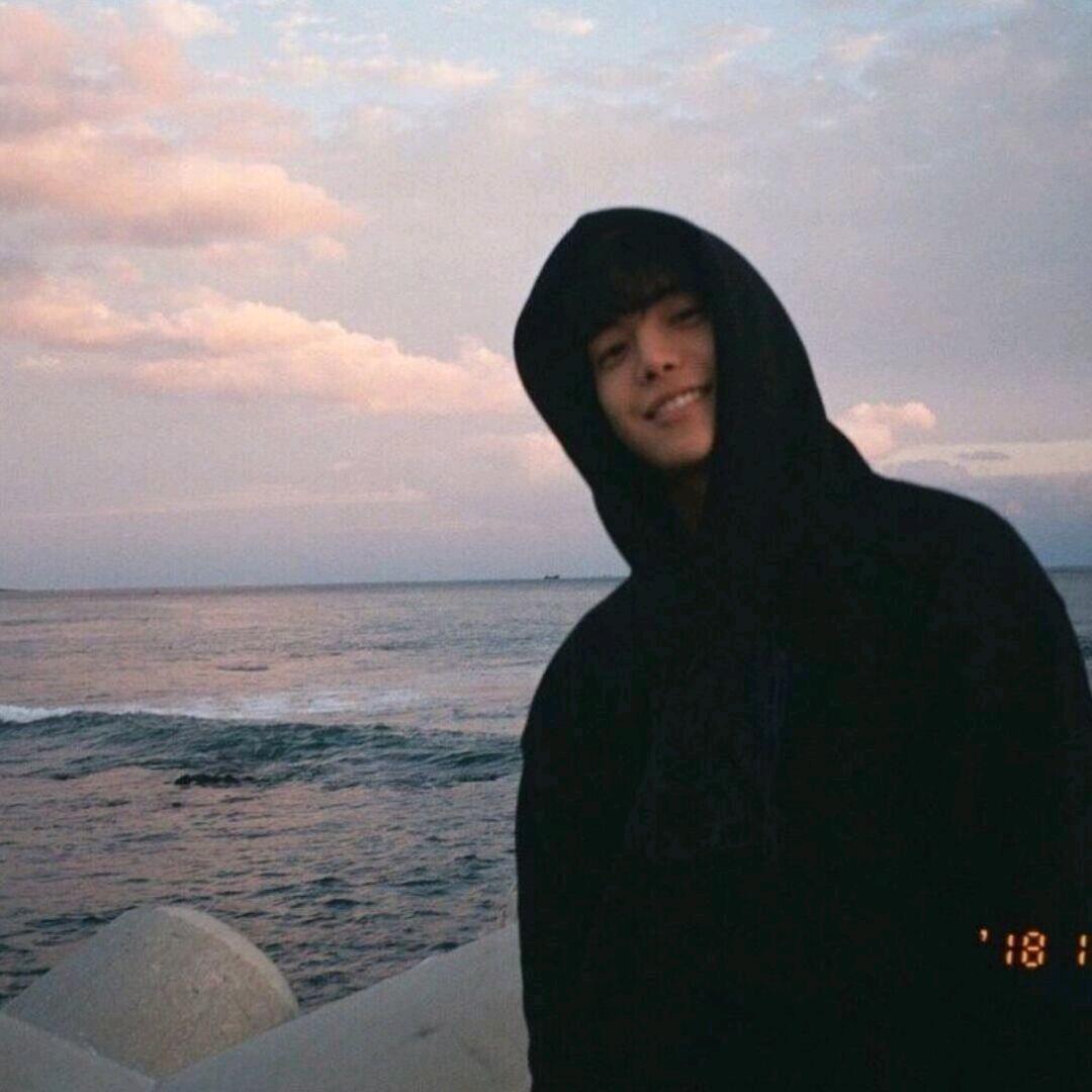 当小三被她老公发现大四的那个漆黑寒冷雨夜