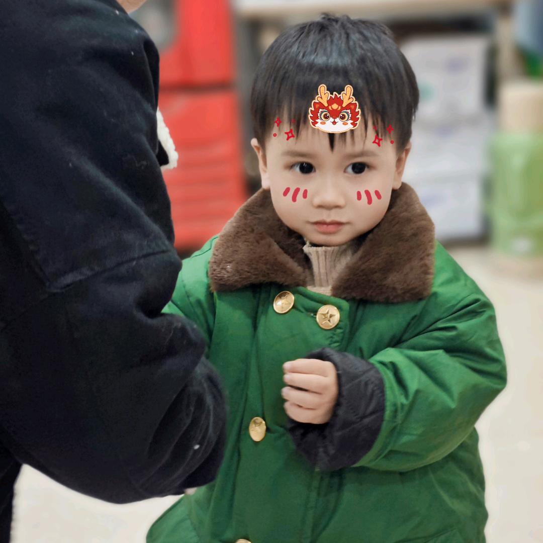 想个什么名字呢呀