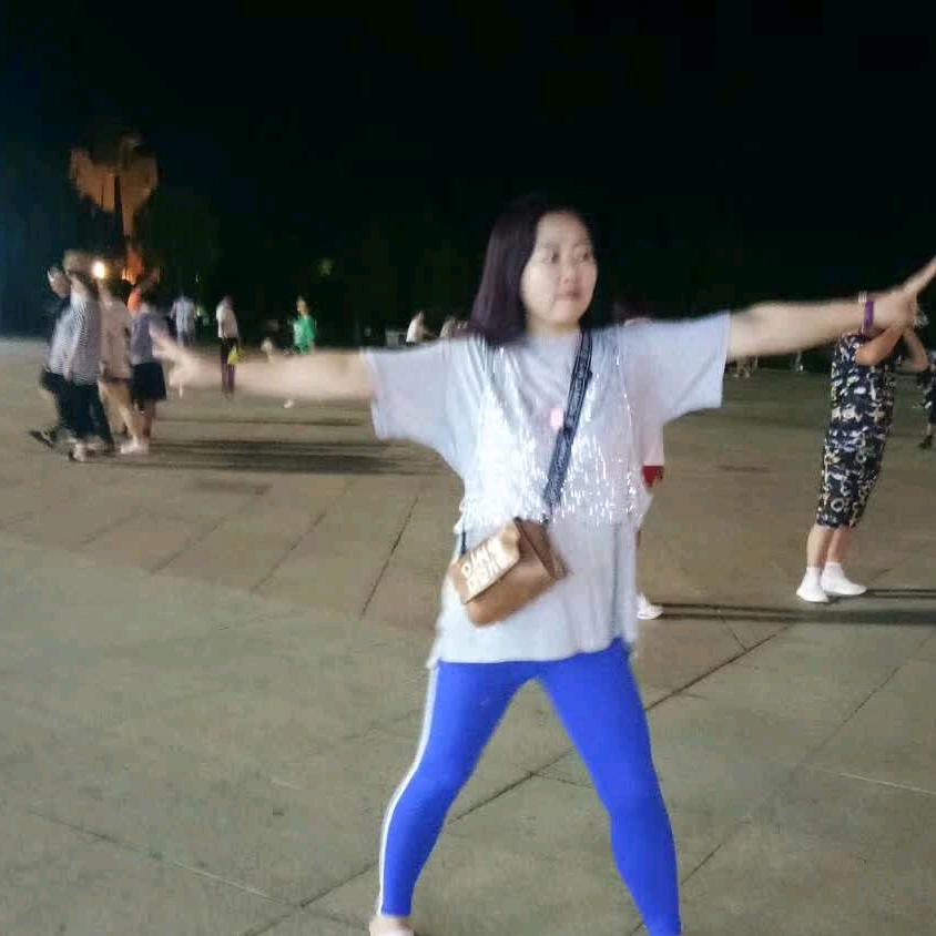 宠我，单身