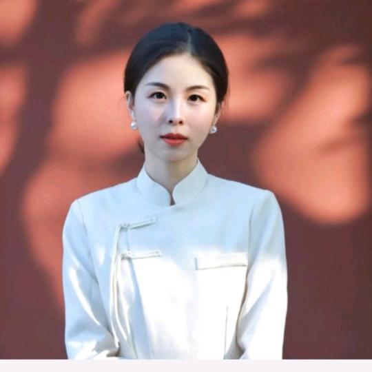 @溪茵