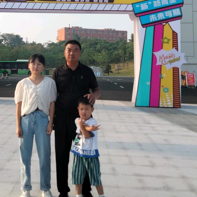 实在做人，本分做事，