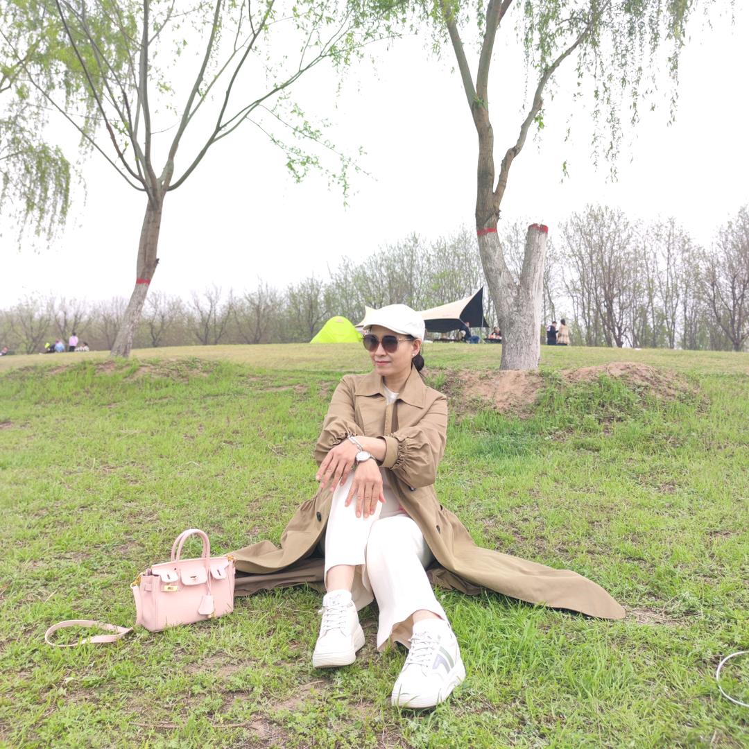 桂林名依美库服装厂2⃣分厂