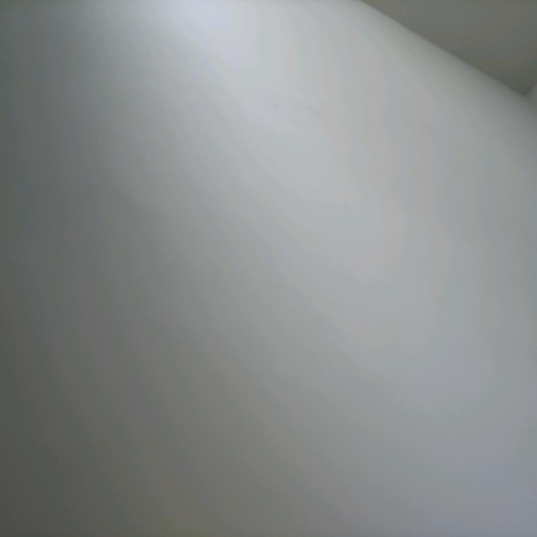 2575689668