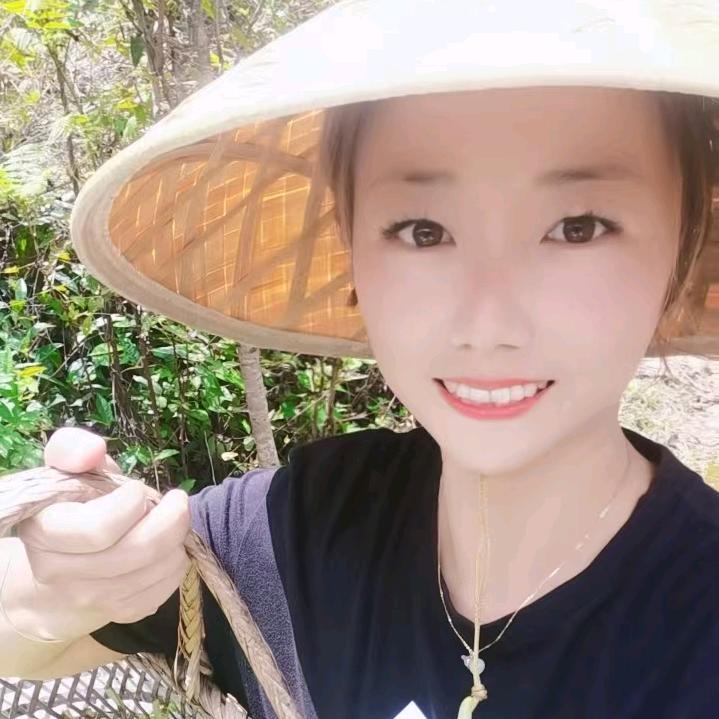 云乐佩佩