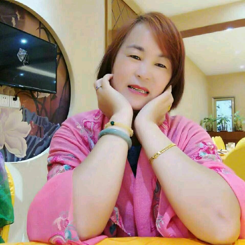 小娘子军安仁臻尚头瑜伽头疗店