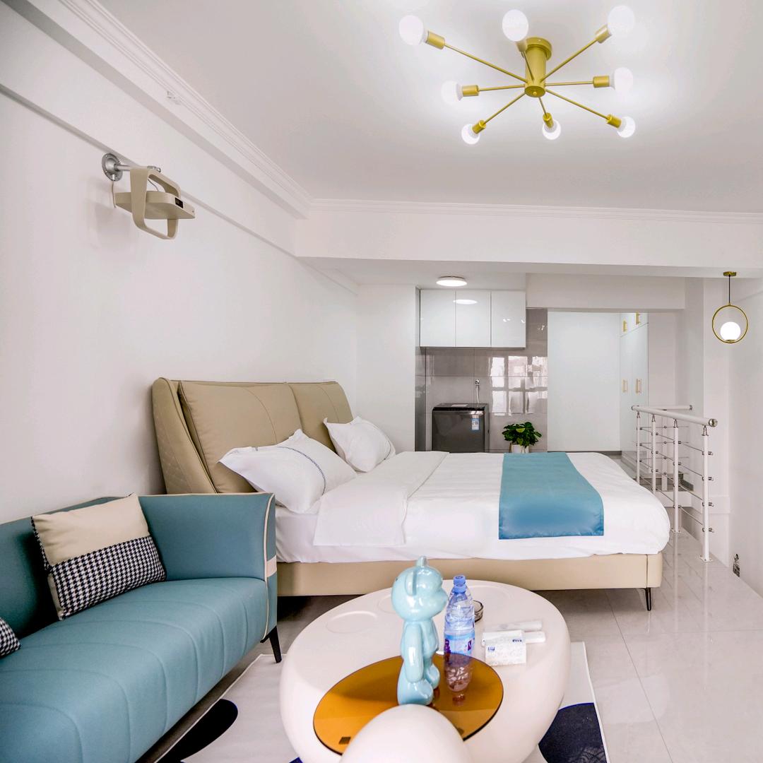 叁仟跃影院酒店