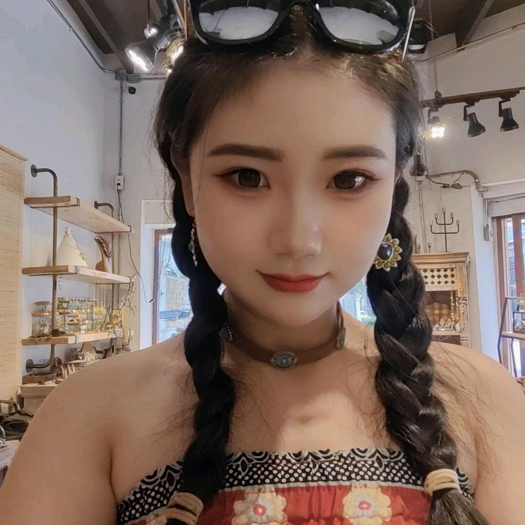 追糖浆的小猎豹