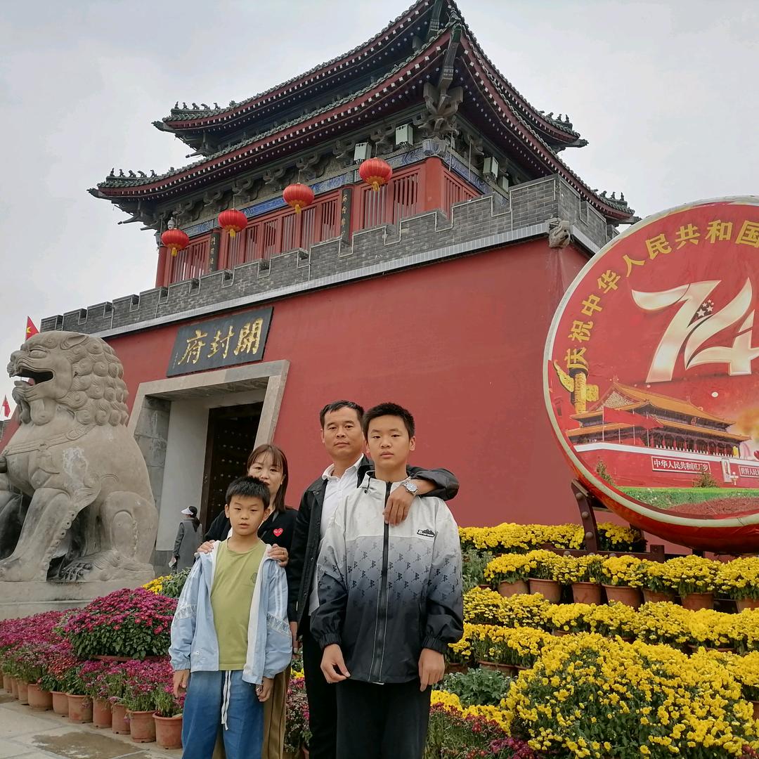 @ @ @专业干水电  生活很累也要努力