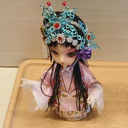 不爱吃萝卜的小兔子