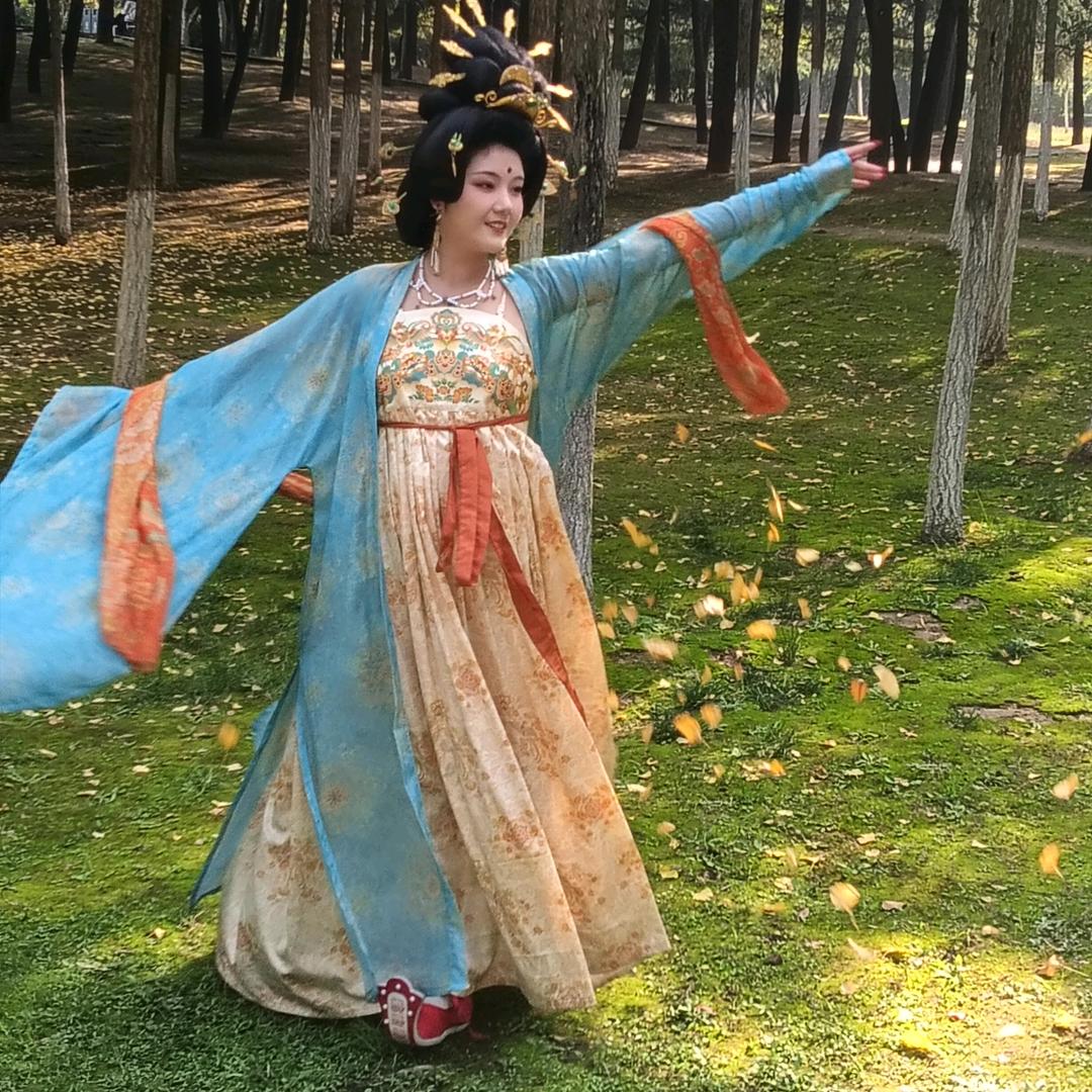 嘉宾歌手玉兰