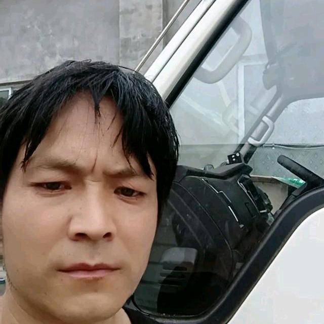 守村人