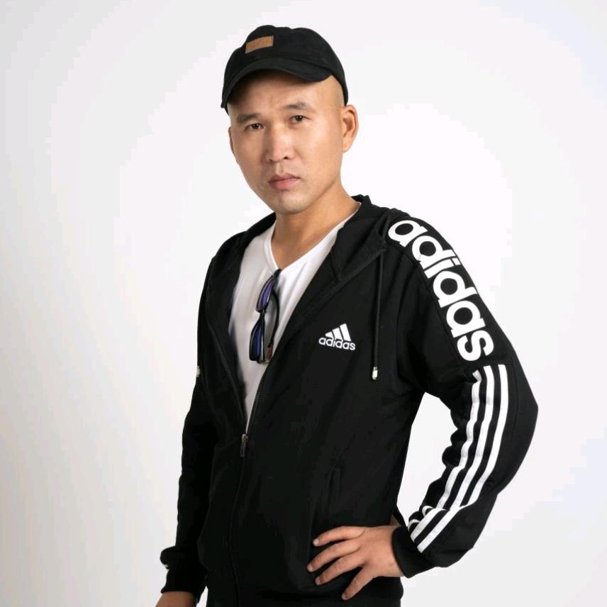 我姓赵吉星高照