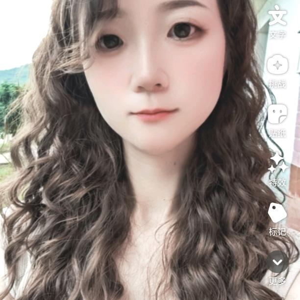 不在爱雪