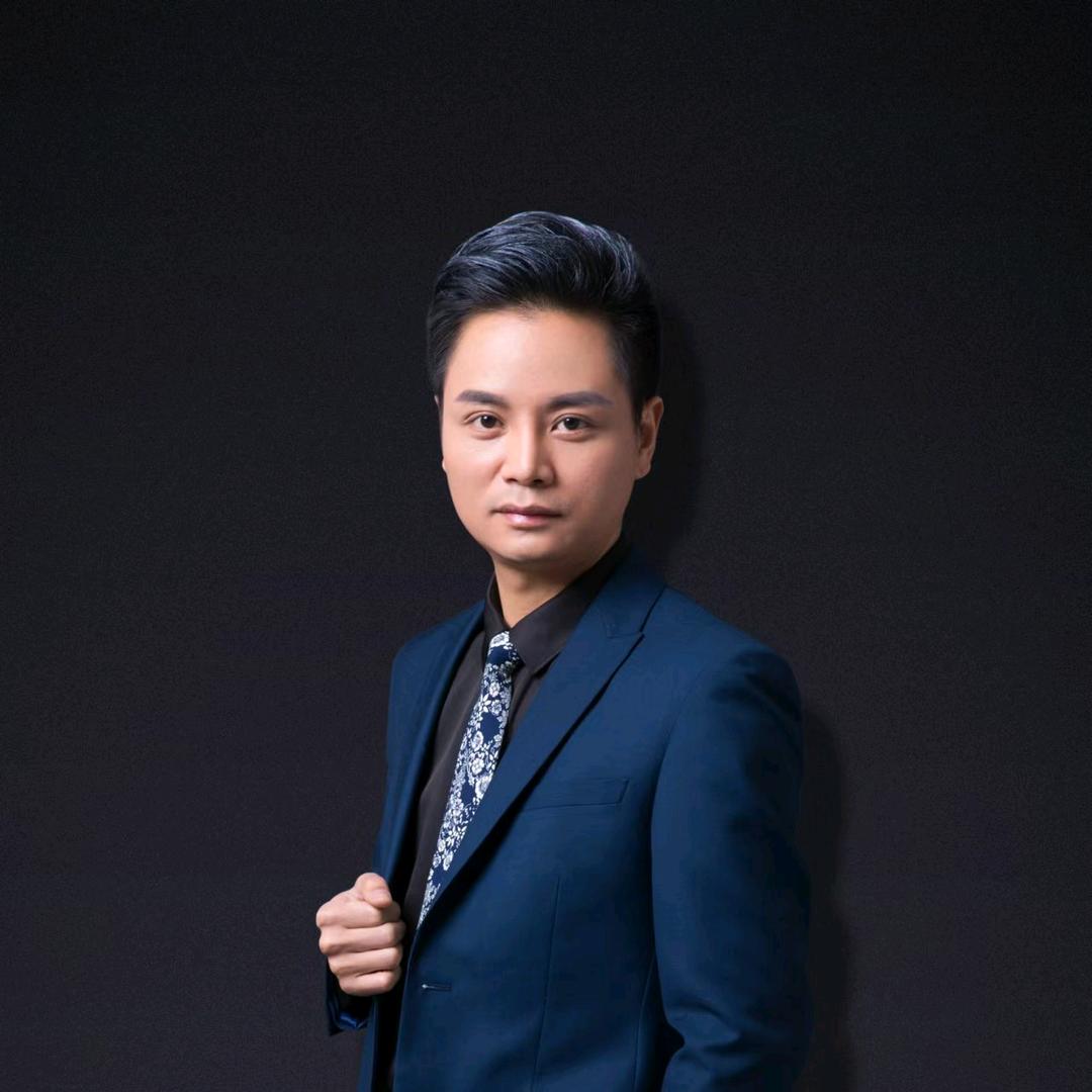 在长沙做眉毛的大杨哥