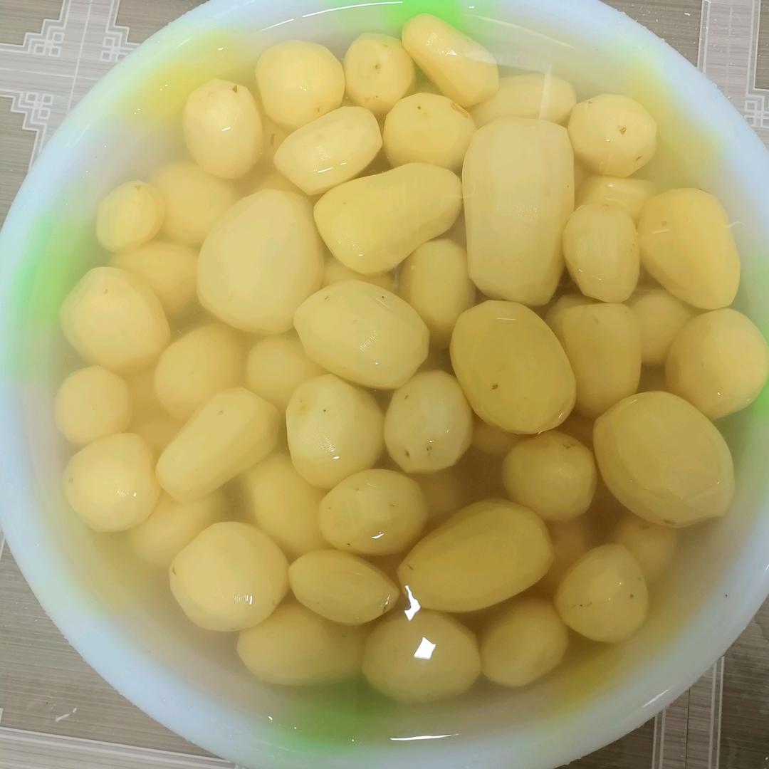 এ᭄ꦿ꯭卖土豆饼的哥꧔ꦿএ᭄