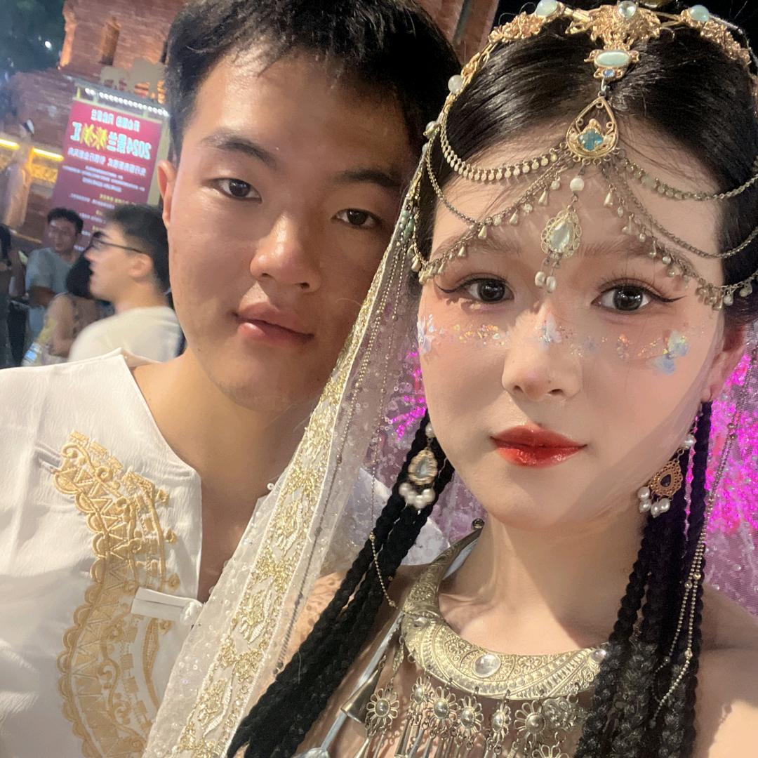 小蛋家《御膳叉骨》《剁椒面筋》