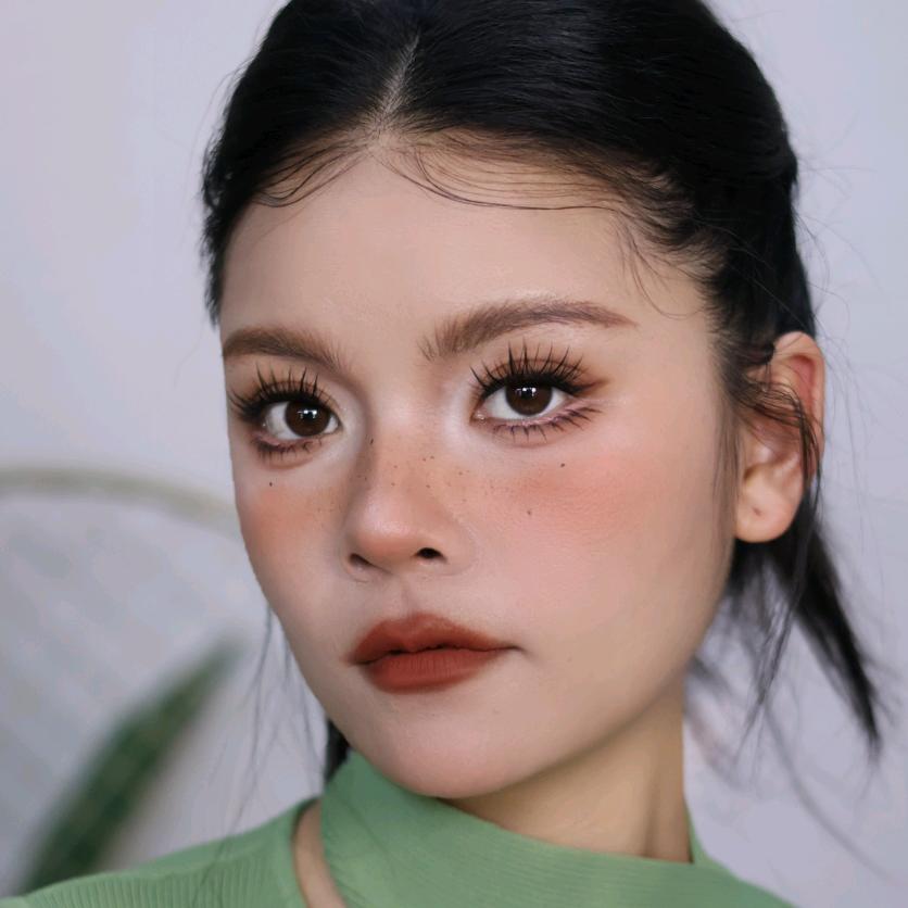 广州化妆师  周周