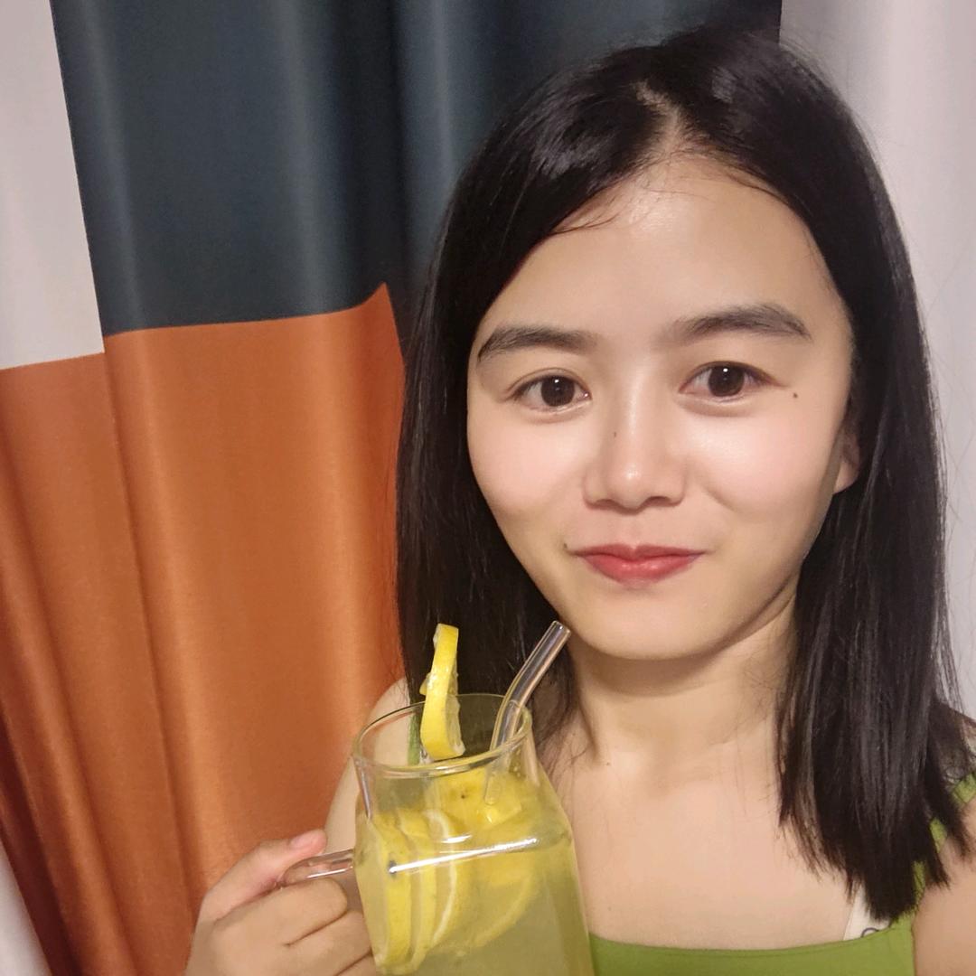 做外贸的叉车妹