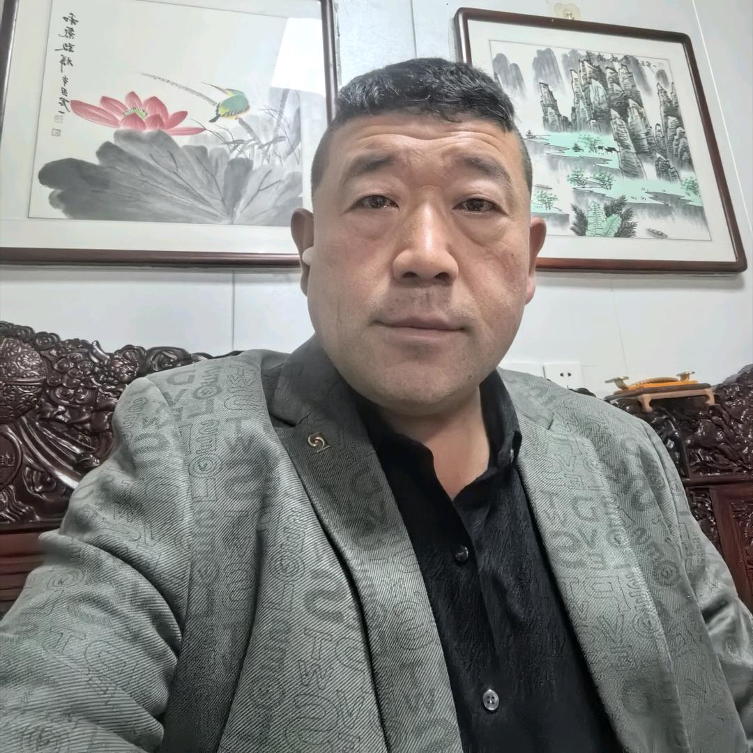 不忘初心跟党走