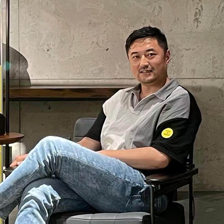 李国斌