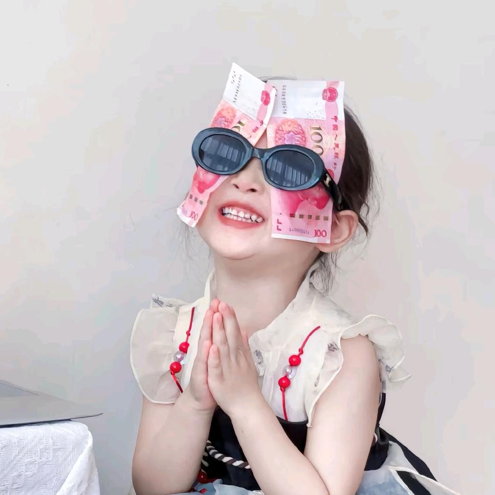 Lᵤᶜ𝓴𝔂★🍀