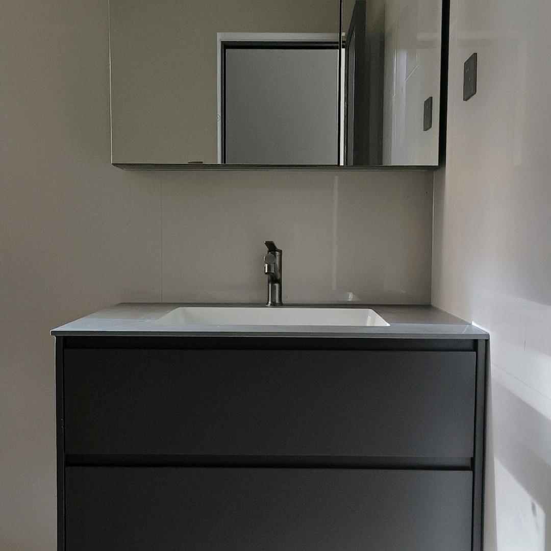 中宇厨卫，玉立厨电，泉来矿物质净水器管线