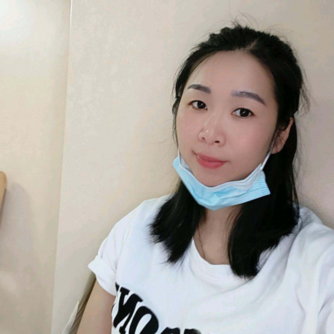 昊哥妈陪儿子抗白需要粉开厨窗