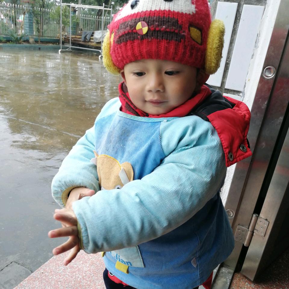 是瑾瑾吖
