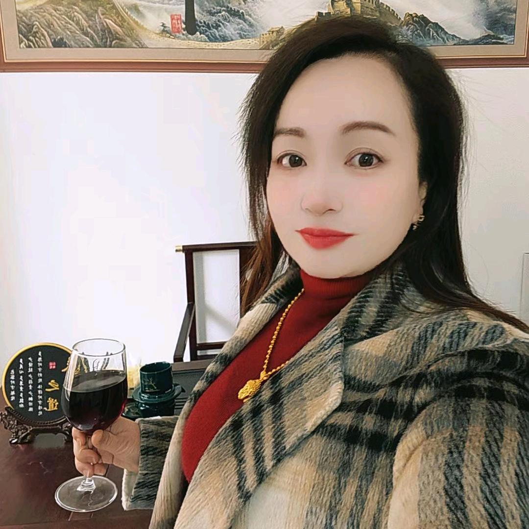 娜娜中午11点开播