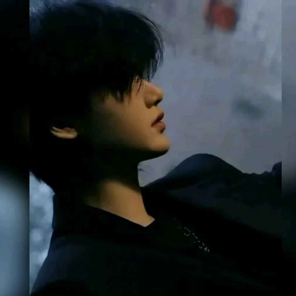 ℒᎭℯ⃝转身: 🥀⃟释᭄怀ꦻ