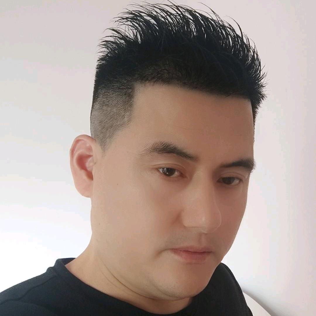 亮哥