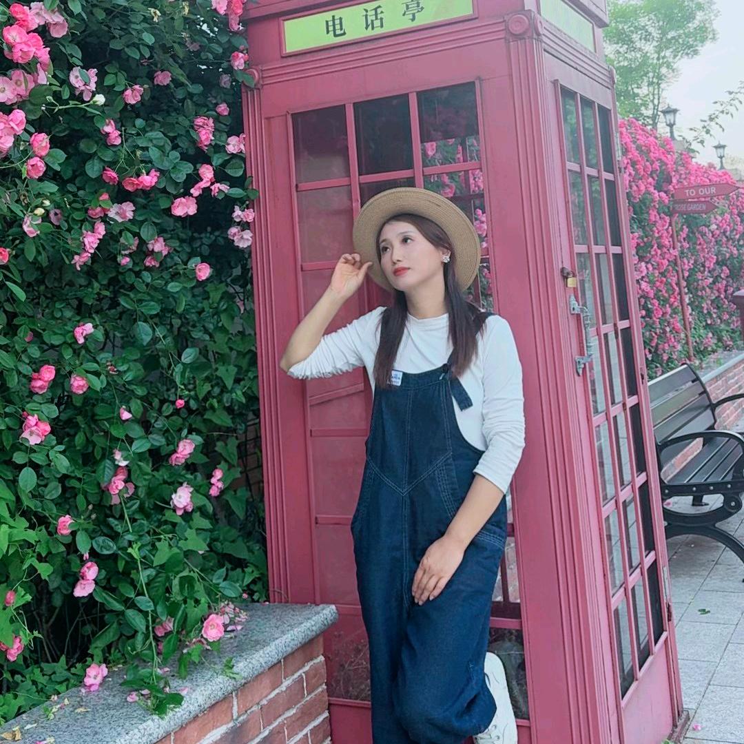 【炫丽色彩理发店】