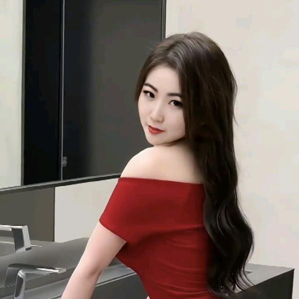 爱跳舞的美琪