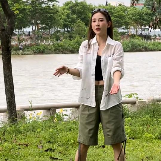 何荷Haley（穿搭分享）