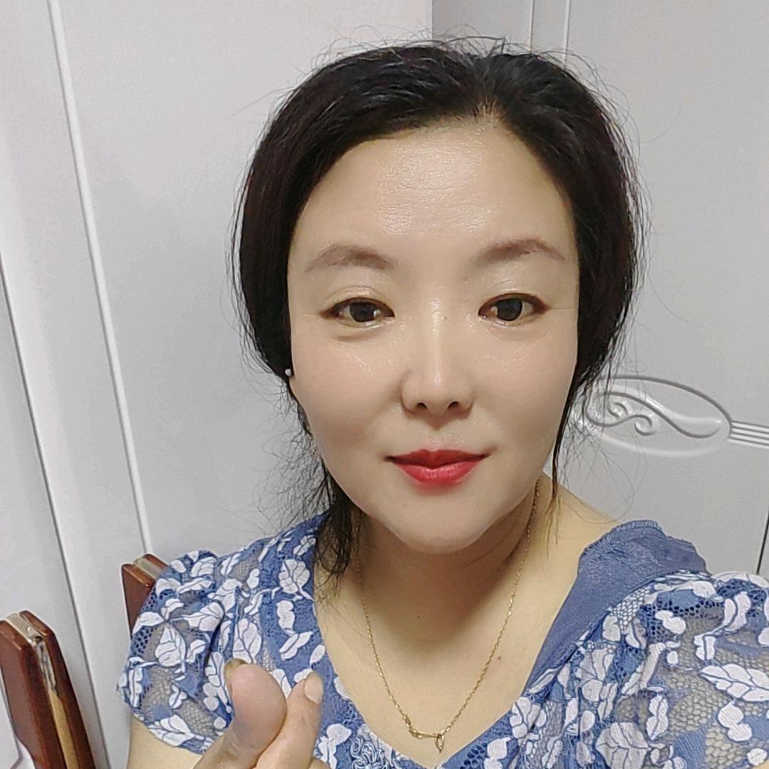 曼曼