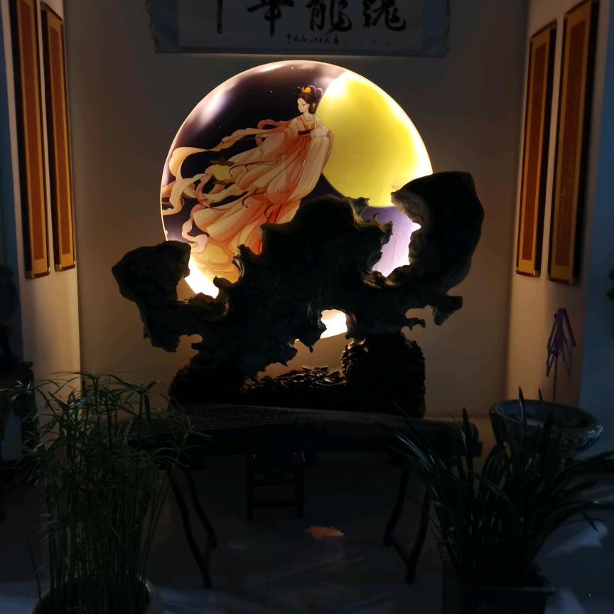 徐州贺老师𡿨灵壁石〉