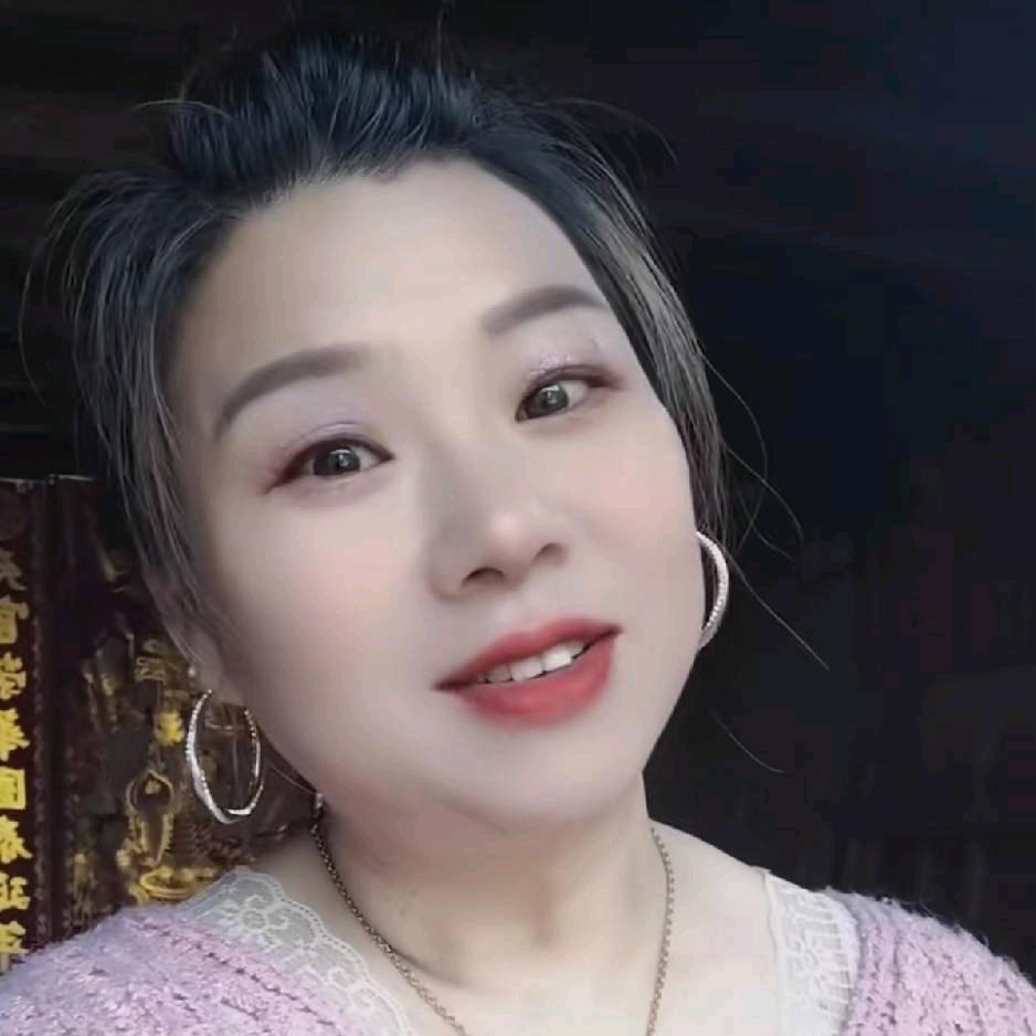丽水何姐