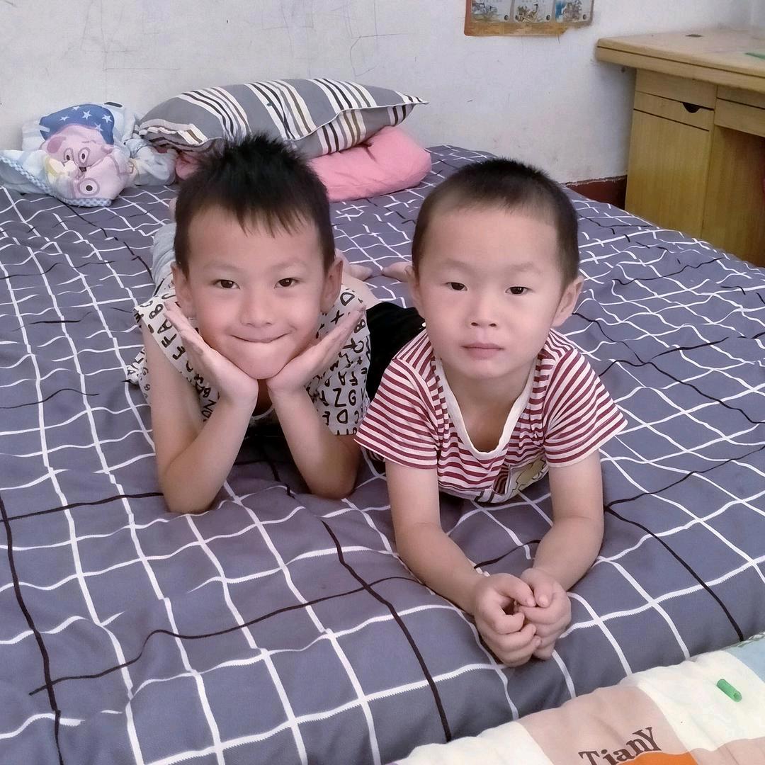 三个孙孙的奶奶
