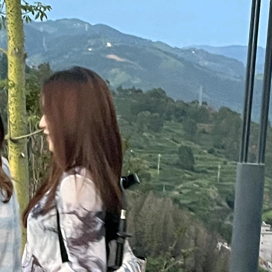 小鹿爱吃巧乐兹